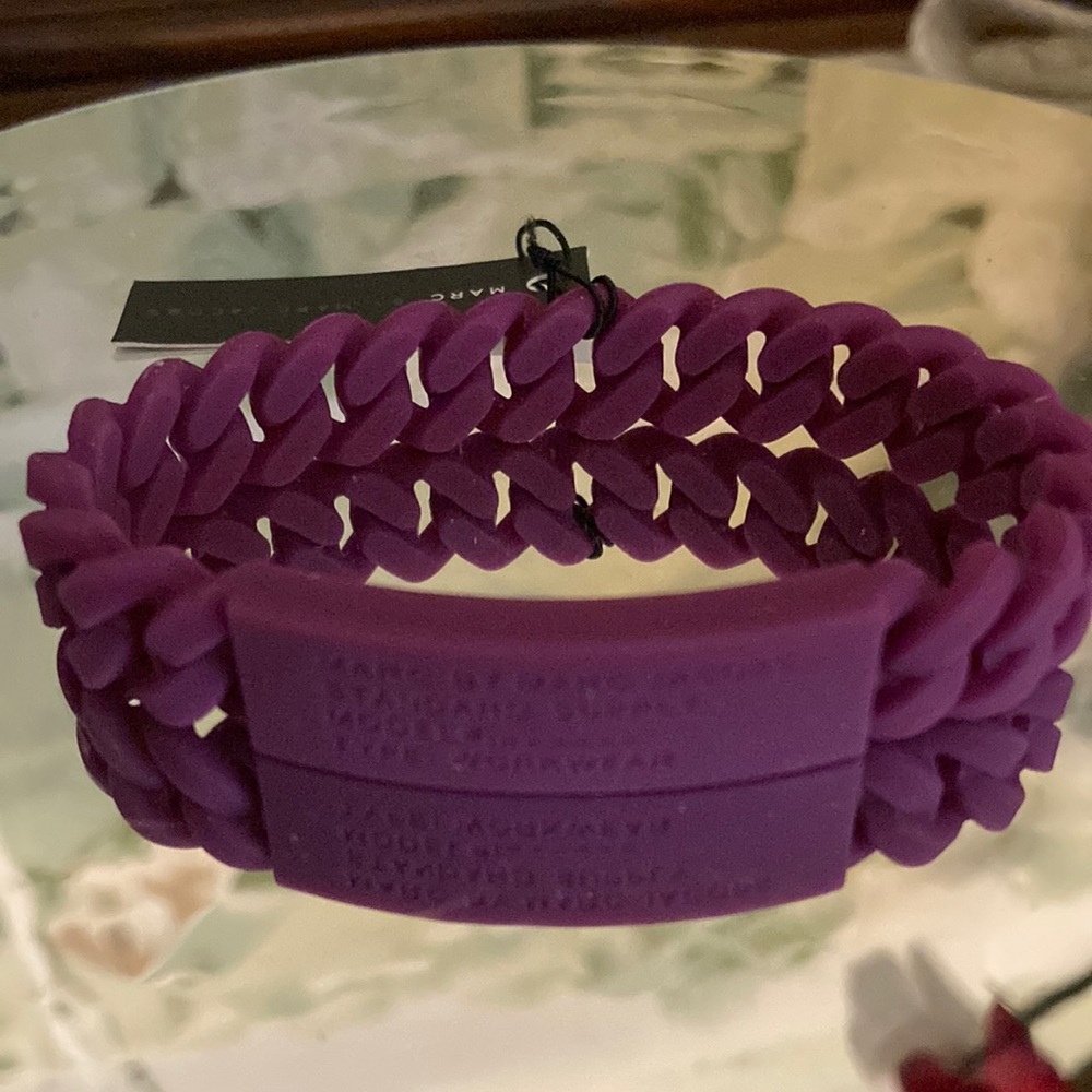 Marc by Marc Jacobs NWT Silicone Plum ID Link Chain Bracelet.